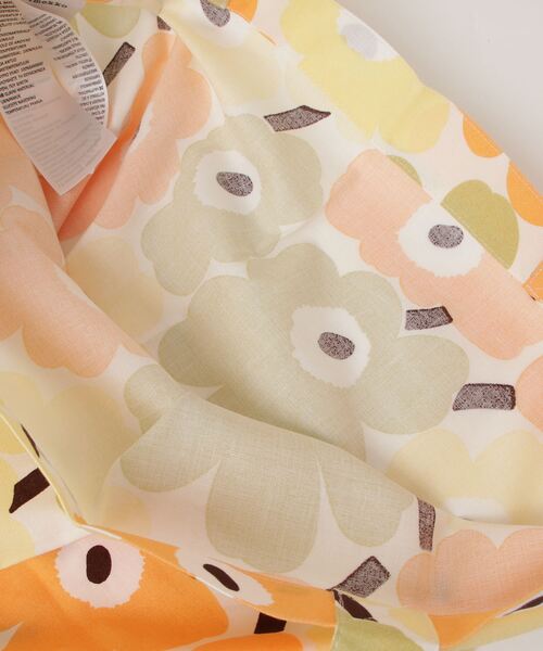 marimekko（マリメッコ）の「【ASIA　EXCLUSIVE】Mini Unikko / tote bag 43x44 cm（トートバッグ・レディース・イエロー・FREE）」の4枚目の写真