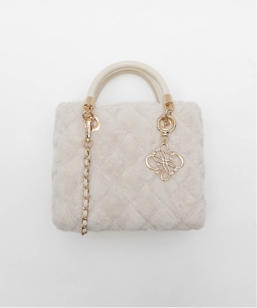 RANDA（ランダ）の「2WAY ファーキルティングハンドバッグ（ハンドバッグ・レディース・アイボリー/ブルー/グレイッシュベージュ・FREE）」の20枚目の写真