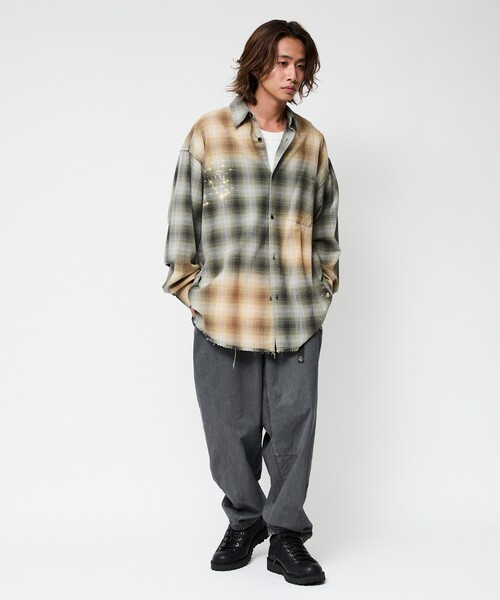 FREAK'S STORE(フリークスストア)の「限定展開 FREAK'S STORE OUTDOORS/フリークスアウトドアーズ ワイドシルエット ガーメントダイ クライミングパンツ(その他パンツ・メンズ・ベージュ/ブラック/オリーブ/チャコールグレー・SMALL/MEDIUM/LARGE)」の22枚目の写真