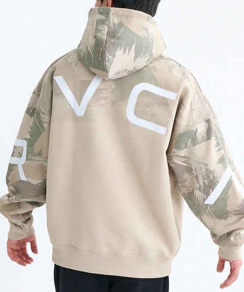 RVCA(ルーカ)の「RVCA/ルーカ BACK SIDE ARCH RVCA HD パーカー BF042-015(パーカー・メンズ・オートミール/ブラウン系カモフラージュ/ヘザーグレー/ブラック×ホワイト・M/S/L)」の4枚目の写真