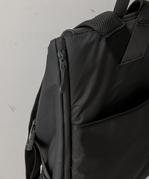 ear PAPILLONNER(イアパピヨネ)の「【BURLAPOUTFITTER×ear】約16リットルの大容量/撥水/ユニセックス/レザーコンビライトリュック(バックパック/リュック・レディース・ブルー/ブラック/カーキ・FREE)」の20枚目の写真