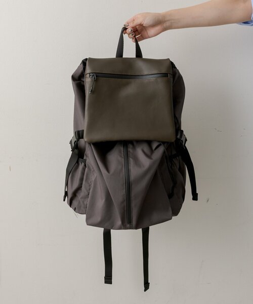 BURLAPOUTFITTER×ear レザーコンビライトリュック 16L BURLAPOUTFITTER×ear】約16リットルの大容量/撥水/ユニセックス