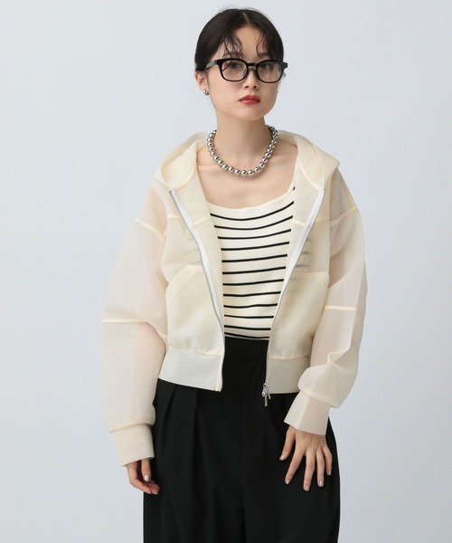 LEPSIM（レプシィム）の「シアーダンボールフーディー　577778（パーカー・レディース・オフホワイト/オレンジ/チャコールグレー・FREE）」の6枚目の写真