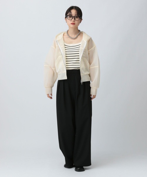 LEPSIM（レプシィム）の「シアーダンボールフーディー　577778（パーカー・レディース・オフホワイト/オレンジ/チャコールグレー・FREE）」の8枚目の写真