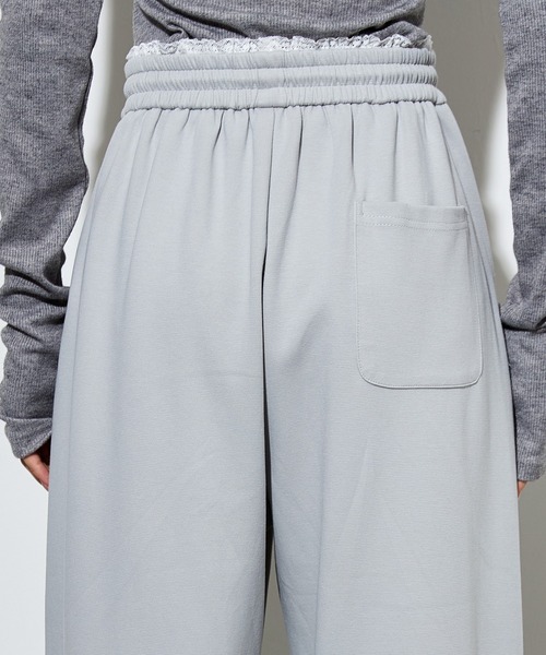 SUWDEE(スーディー)の「waist lace tapered sweat pants(スウェットパンツ・レディース・グレー/ライトグレー/ネイビー・FREE)」の9枚目の写真