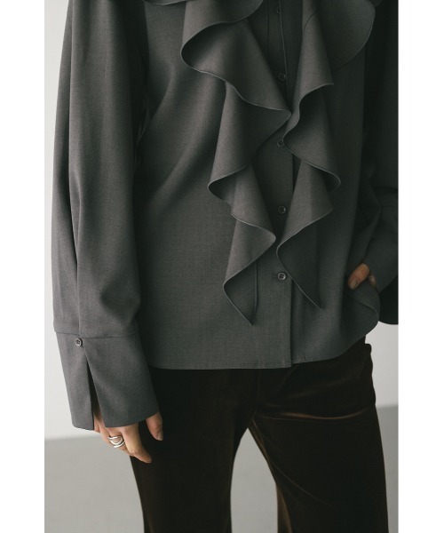 STYLEMIXER（スタイルミキサー）の「ラッフルカラーシャツ（シャツ/ブラウス・レディース・ホワイト/ネイビー/グレー・FREE）」の7枚目の写真