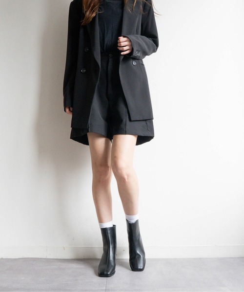 Fabby fabby(ファビィーファビィー)の「スクエアトゥヒールブーツ(ブーツ・レディース・ブラウン/ブラック・MEDIUM/LARGE/SMALL)」の19枚目の写真