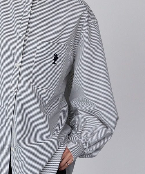 U.S. POLO ASSN.(ユーエスポロアッスン)の「U.S. POLO ASSN. /ユーエスポロアッスン 別注 ワンポイント刺繍 ボリュームスリーブバンドカラー長袖シャツ(シャツ/ブラウス・レディース・サックスブルー/オフホワイト/ネイビー/ストライプ・M/L)」の6枚目の写真
