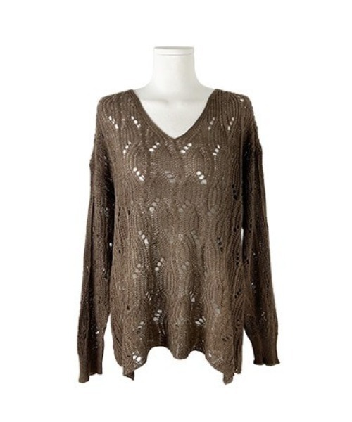 anyonemore（エニワンモア）の「ワンオフショルダールーズ透かし編みメッシュニット（ニット/セーター・レディース・ブラウン/ブラック・FREE）」の17枚目の写真