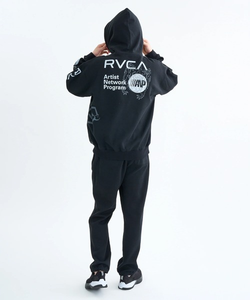 RVCA(ルーカ)の「RVCA メンズ OVER PRINT PT セットアップボトムス 【2025年秋冬モデル】/ルーカサイドロゴプリントウエストゴムスウェットパンツ(SETUP可能)(スウェットパンツ・メンズ・ヘザーグレー/ブラック・SMALL/MEDIUM/LARGE/X-LARGE)」の10枚目の写真