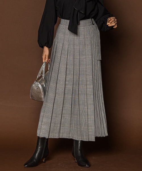 LAUTREAMONT（ロートレアモン）の「アシンメトリーコンビプリーツスカート（スカート・レディース・ブラック系その他/キャメル・7号/9号）」の3枚目の写真