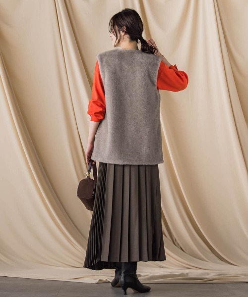 LAUTREAMONT（ロートレアモン）の「アシンメトリーコンビプリーツスカート（スカート・レディース・ブラック系その他/キャメル・7号/9号）」の15枚目の写真
