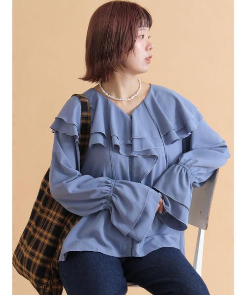 ehka sopo（エヘカソポ）の「ラッフル襟ブラウス（シャツ/ブラウス・レディース・ブラック/ブルー/オフホワイト・F）」の3枚目の写真