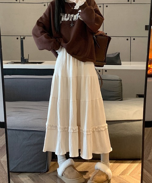 LAFFMO(ラフモ)の「ギャザーフリルベロアフレアスカート(スカート・レディース・ブラック/ベージュ/ブラウン・F)」の13枚目の写真