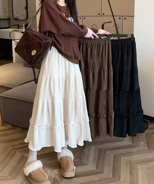 LAFFMO(ラフモ)の「ギャザーフリルベロアフレアスカート(スカート・レディース・ブラック/ベージュ/ブラウン・F)」の16枚目の写真