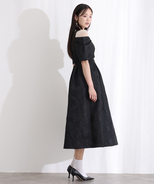 PourVous(プールヴー)の「ロング&七分袖 フォーマル オフショル風 シアータック スリーブジャガードセレモニー 結婚式 二次会 パーティー ドレス オケージョンドレス お呼ばれ 同窓会 成人式 (ドレス・レディース・ブラウン/ベージュ/ブラック・M)」の4枚目の写真