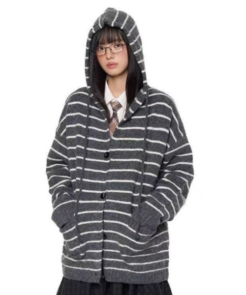 Achic(アシック)の「ボーダーニットフーディーカーディガン(ニット/セーター・レディース・ベージュ/グレー・M)」の5枚目の写真