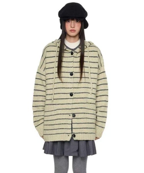 Achic(アシック)の「ボーダーニットフーディーカーディガン(ニット/セーター・レディース・ベージュ/グレー・M)」の16枚目の写真