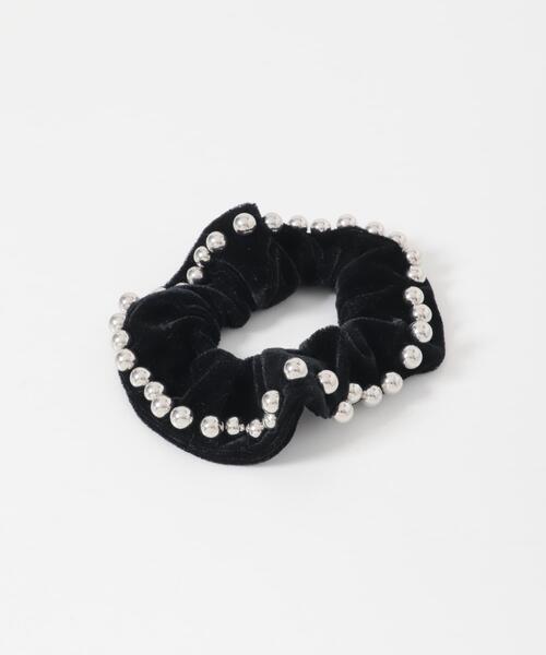 SMELLY（スメリー）の「メタルボールベロアシュシュ（ヘアゴム・レディース・ブラック系その他・-）」の8枚目の写真