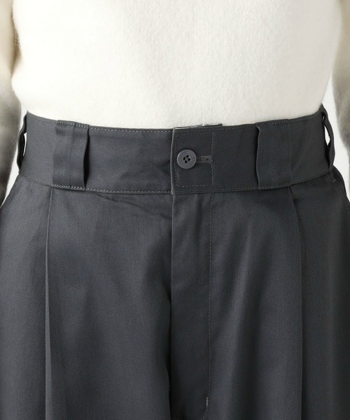 Dickies（ディッキーズ）の「Dickies/ディッキーズ コクーンワイドパンツ/バルーンワイドパンツ/ミリタリーパンツ/ユニセックス（その他パンツ・レディース・チャコールグレー/ブラック/カーキ・LARGE/MEDIUM）」の9枚目の写真