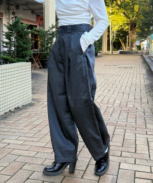 Dickies（ディッキーズ）の「Dickies/ディッキーズ コクーンワイドパンツ/バルーンワイドパンツ/ミリタリーパンツ/ユニセックス（その他パンツ・レディース・チャコールグレー/ブラック/カーキ・LARGE/MEDIUM）」の20枚目の写真