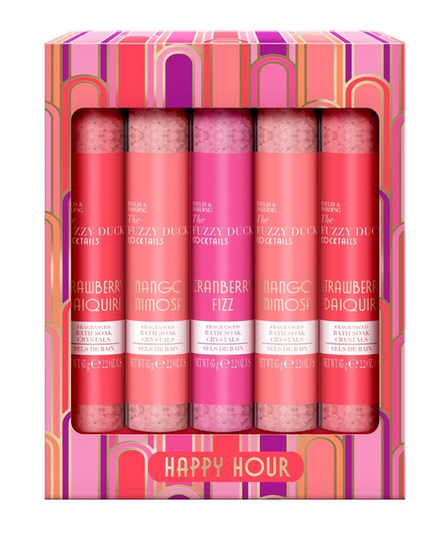 MILLION CARATS（ミリオンカラッツ）の「キーワードは“カクテル×バスソルト”《Baylis & Harding》泡と香りで弾む“Happy Hour”今夜の気分で選べる、ストロベリー/マンゴー/クランベリーの3レシピ。（入浴剤・バスケア・レディース・レッド・FREE）」の3枚目の写真