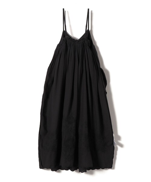 crinkle crinkle crinkle（クリンクルクリンクルクリンクル）の「crinkle crinkle crinkle:〈手洗い可能〉エンブロイダリー キャミ ドレス（ワンピース・レディース・ブラック・ONE SIZE）」の4枚目の写真