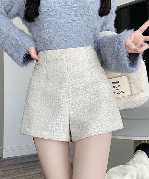 GLAMOROUS JANE(グラマラスジェーン)の「ラメツイードスパンコールショートパンツ(その他パンツ・レディース・ホワイト/ブラック・S/M)」の12枚目の写真