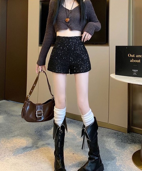 GLAMOROUS JANE(グラマラスジェーン)の「ラメツイードスパンコールショートパンツ(その他パンツ・レディース・ホワイト/ブラック・S/M)」の22枚目の写真