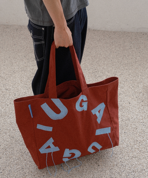 IUGAMAKARAS(イウガマカラス)の「IUGA Big Shopper Bag (Burgundy)(エコバッグ/サブバッグ・レディース・その他・FREE)」の19枚目の写真