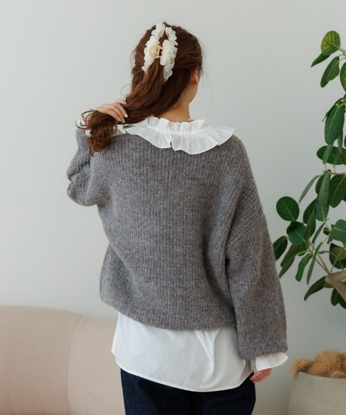 flower（フラワー）の「ウォーミングローズニット（ニット/セーター・レディース・ホワイト/グレー・FREE）」の3枚目の写真
