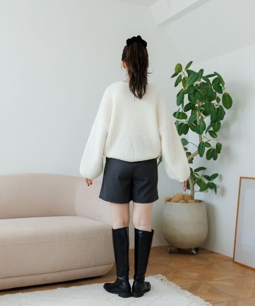 flower（フラワー）の「ウォーミングローズニット（ニット/セーター・レディース・ホワイト/グレー・FREE）」の12枚目の写真