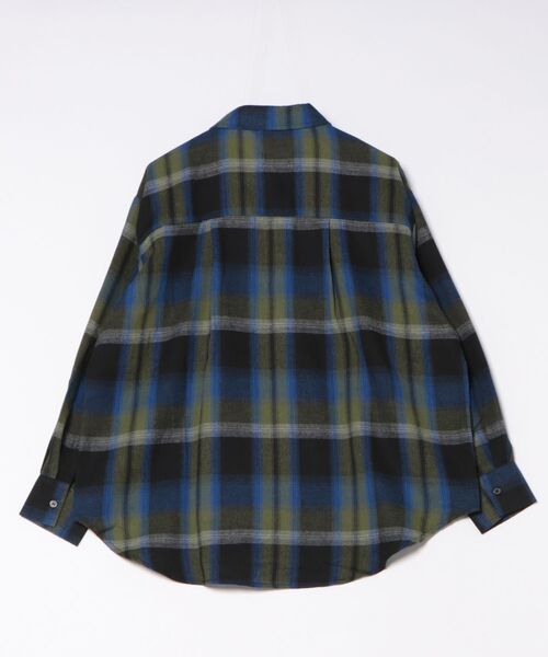 pufe(ピュフェ)の「【pufe】リラックスチェックシャツ(シャツ/ブラウス・レディース・ベージュ/オレンジ/ブルー・ONESIZE)」の4枚目の写真