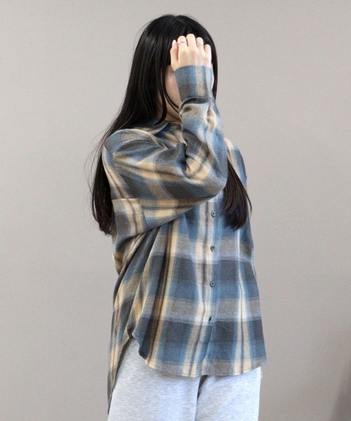 pufe(ピュフェ)の「【pufe】リラックスチェックシャツ(シャツ/ブラウス・レディース・ベージュ/オレンジ/ブルー・ONESIZE)」の20枚目の写真