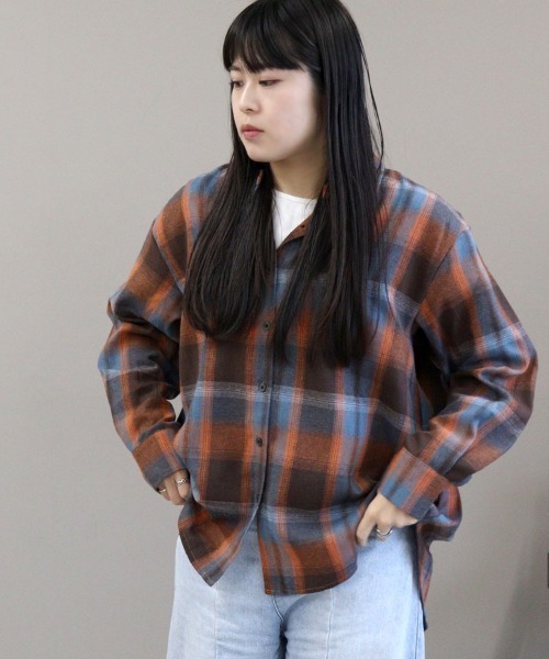 pufe(ピュフェ)の「【pufe】リラックスチェックシャツ(シャツ/ブラウス・レディース・ベージュ/オレンジ/ブルー・ONESIZE)」の8枚目の写真