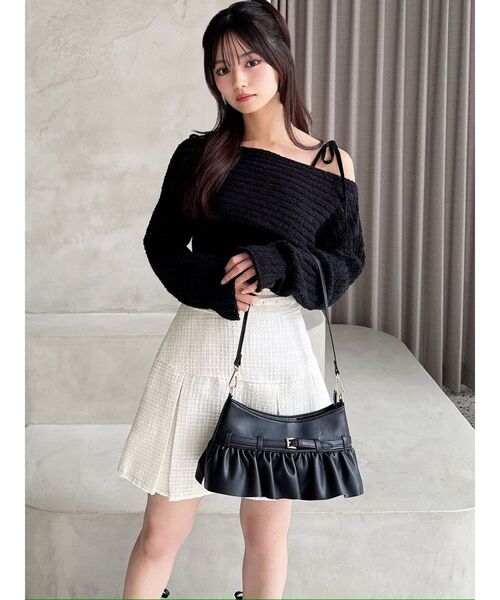 RESEXXY（リゼクシー）の「フリルデザインハンドバッグ（ハンドバッグ・レディース・ホワイト/ブラック・FREE）」の4枚目の写真