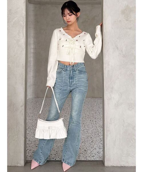 RESEXXY（リゼクシー）の「フリルデザインハンドバッグ（ハンドバッグ・レディース・ホワイト/ブラック・FREE）」の6枚目の写真