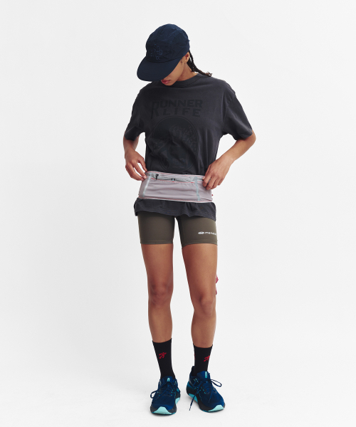 MENASOO(ミナス)の「275g Heavy Cotton Runner Graffiti Pigment T Shirt_Black(Tシャツ/カットソー・レディース・ブラック・SMALL/MEDIUM)」の12枚目の写真