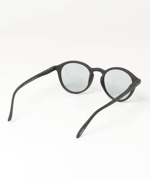 Beyond Basics(ビヨンド ベーシックス)の「IZIPIZI / SUN LIGHTCOLOR #D(サングラス・メンズ・ライトブラウン/ブラウン系その他2/ブラック/ブラウン系その他・FREE)」の14枚目の写真