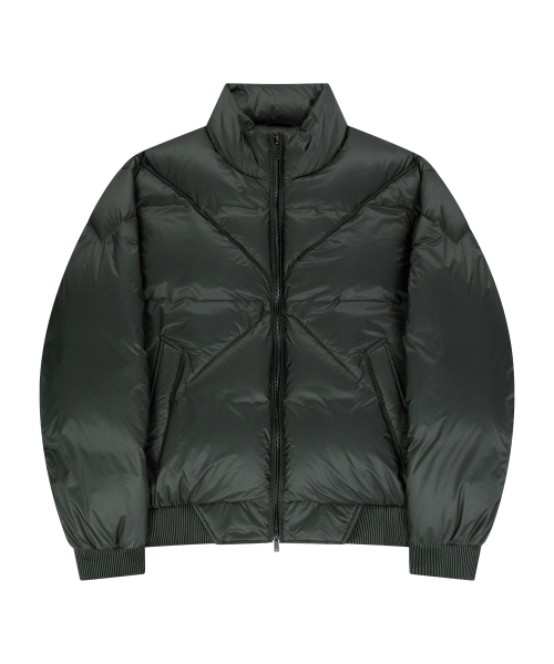 UNGIMMICK(アンジミック)の「DIAGONAL QUILTED GOOSE DOWN JACKET (KHAKI)(ダウンジャケット/コート・メンズ・その他・MEDIUM/LARGE)」の1枚目の写真