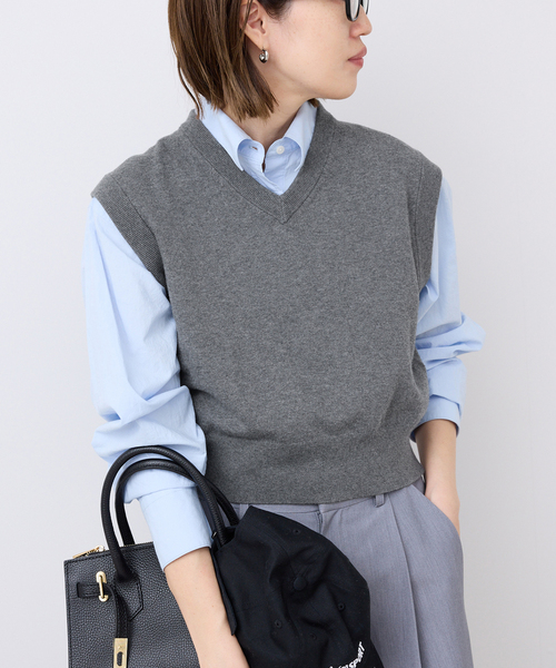 SLOBE IENA(スローブイエナ)の「ショートベスト(ベスト・レディース・キャメル/グレー・FREE)」の2枚目の写真