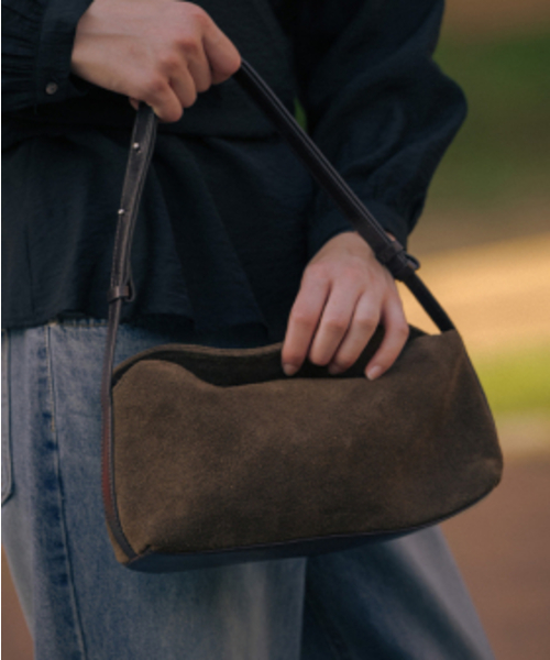 TILL I DIE(ティルアイダイ)の「Flap leather bag TIFA02AH03_3color(トートバッグ・レディース・ダークブラウン/サンドベージュ/ブラック・FREE)」の4枚目の写真