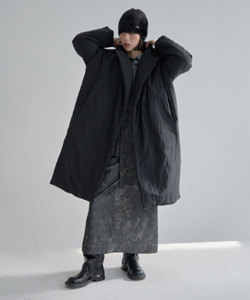 MOIREMOA(モアレモア)の「Warm Padding Coat-Black(ダウンジャケット/コート・レディース・その他・FREE)」の4枚目の写真