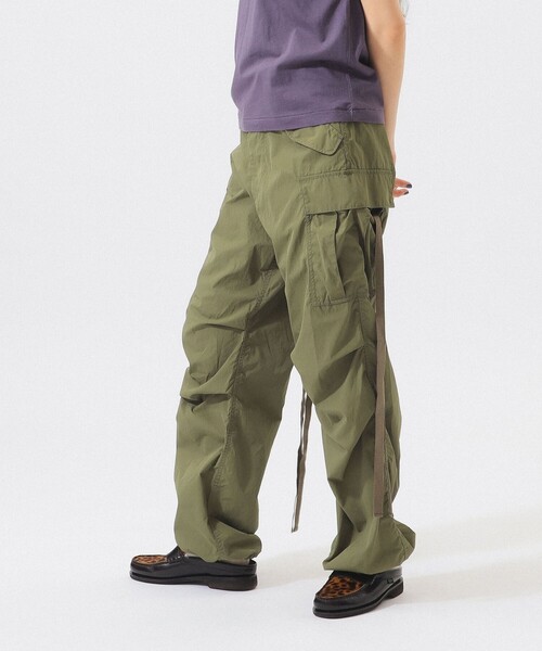 BEAMS BOY（ビームスボーイ）の「ナイロン ポプリン ミリタリー パンツ（カーゴパンツ・レディース・オリーブ/ネイビー・0/1/2）」の20枚目の写真