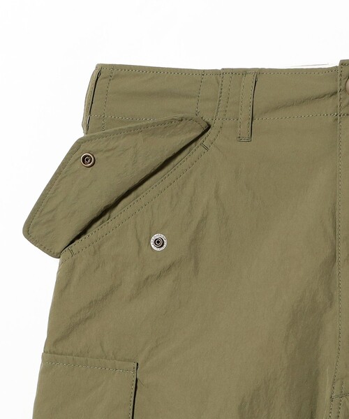 BEAMS BOY（ビームスボーイ）の「ナイロン ポプリン ミリタリー パンツ（カーゴパンツ・レディース・オリーブ/ネイビー・0/1/2）」の6枚目の写真
