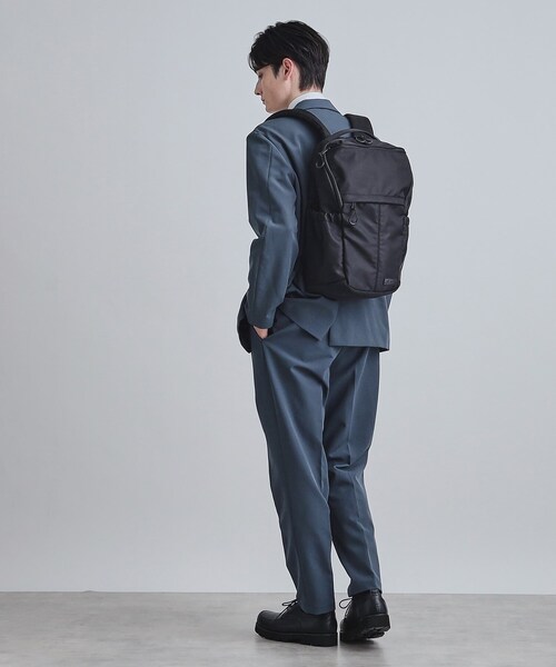 tk.TAKEO KIKUCHI（ティーケータケオキクチ）の「【撥水】軽量バックパック（バックパック/リュック・メンズ・ダークグレー/ブラック・00）」の16枚目の写真