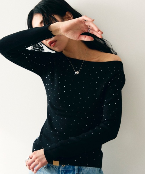 Lutim by u(ルチバイユー)の「ラメドット2WAYネックトップス(Tシャツ/カットソー・レディース・ブラック/アイボリー/グレー・FREE)」の1枚目の写真