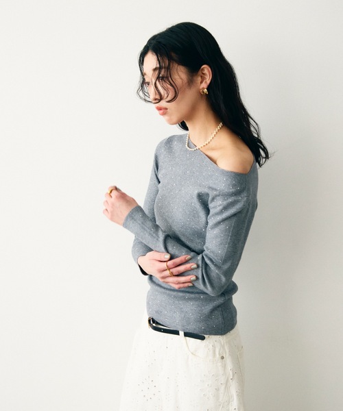 Lutim by u(ルチバイユー)の「ラメドット2WAYネックトップス(Tシャツ/カットソー・レディース・ブラック/アイボリー/グレー・FREE)」の9枚目の写真