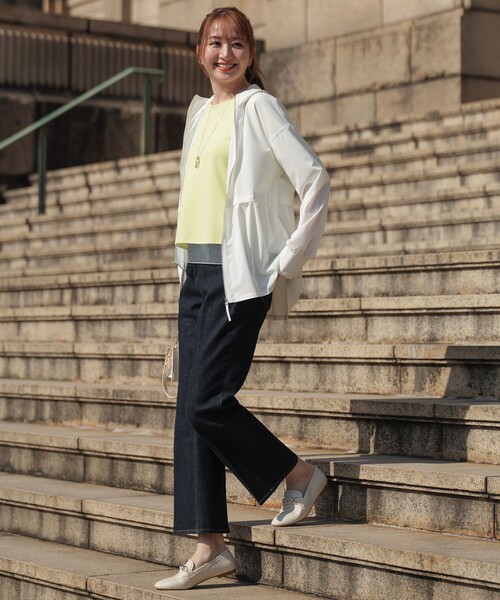 ANY SIS（エニィスィス）の「センタープレスセミフレア デニム（デニムパンツ・レディース・ネイビー系/ダルブルー系・SMALL/MEDIUM/LARGE）」の17枚目の写真