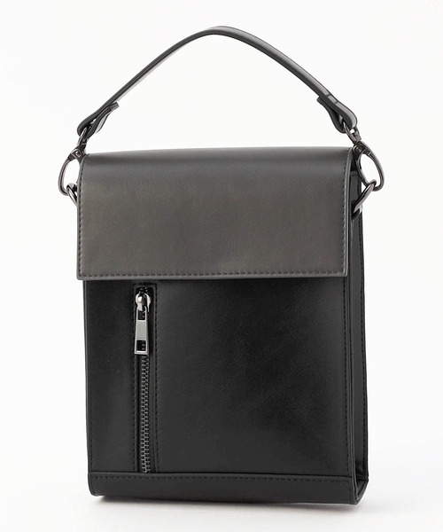 NICOLE CLUB FOR MEN（ニコルクラブフォーメン）の「2WAYフラップミニバッグ（ショルダーバッグ・メンズ・オフホワイト/ブラック/グレー系・FREE）」の3枚目の写真